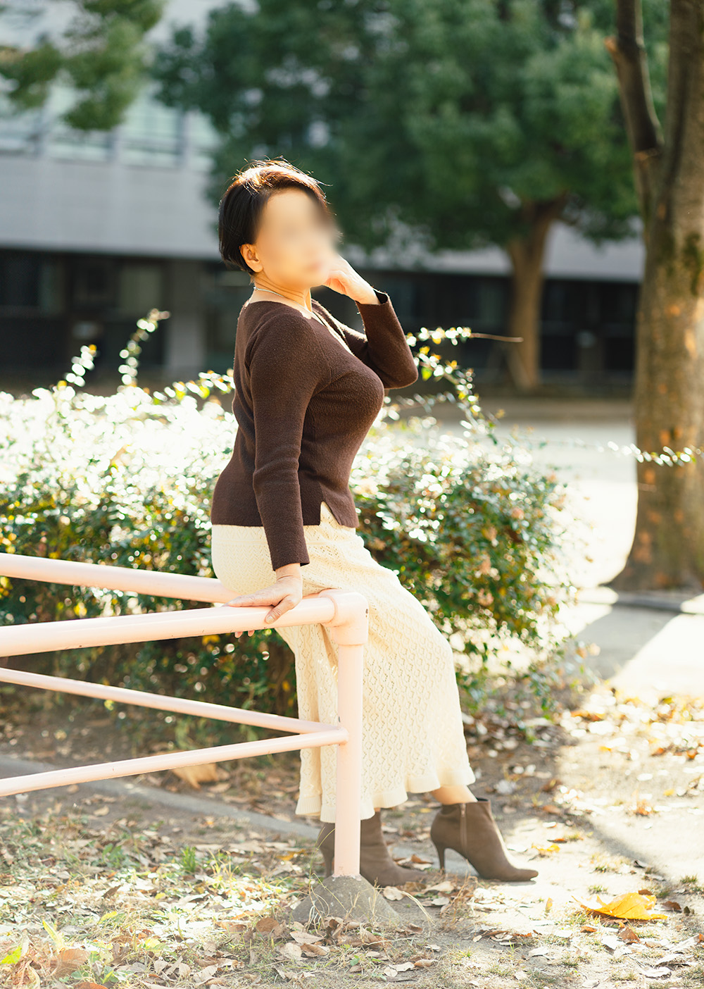 由香利(ゆかり) 五十路熟女マドンナ